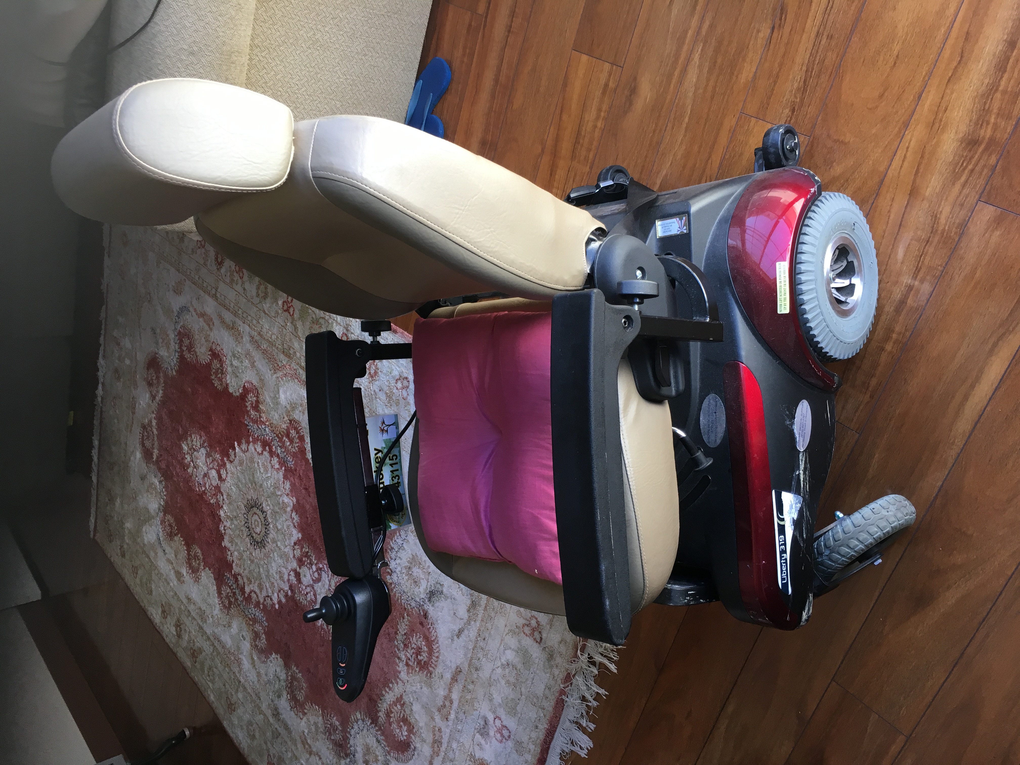 Liberty 3/5 Power Chair in San Diego Buy & Sell Used Electric