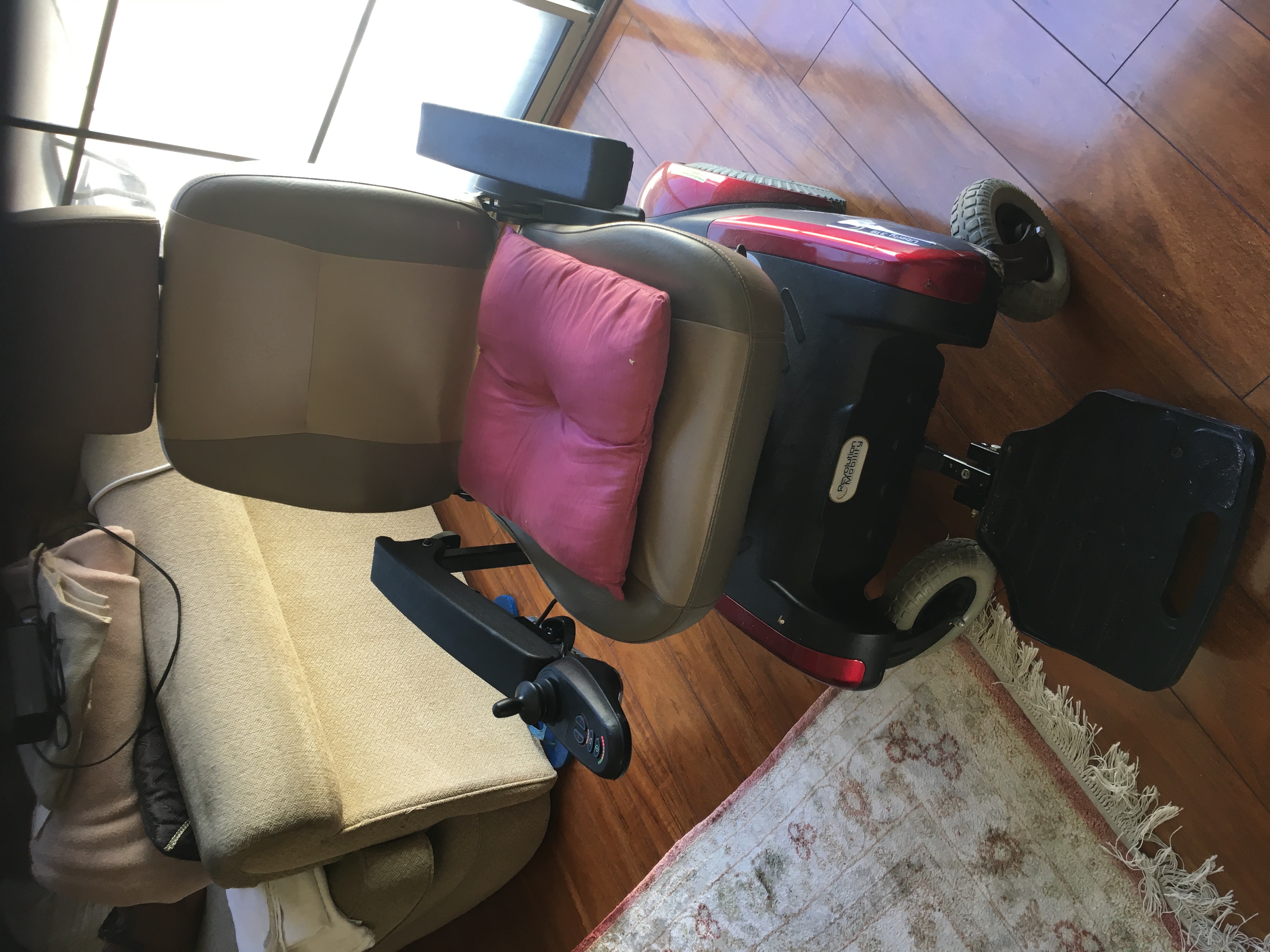 Liberty 3/5 Power Chair in San Diego Buy & Sell Used Electric