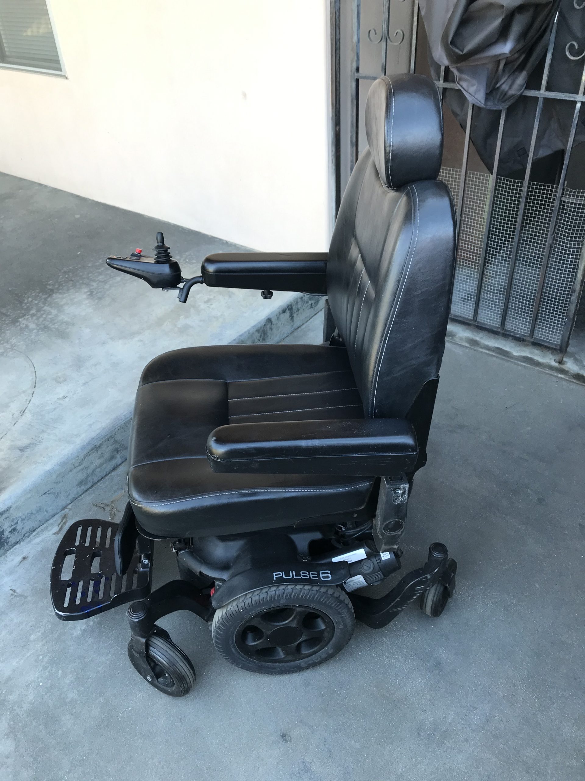 Pulse 6 Power Chair by Quickie Buy & Sell Used Electric Wheelchairs