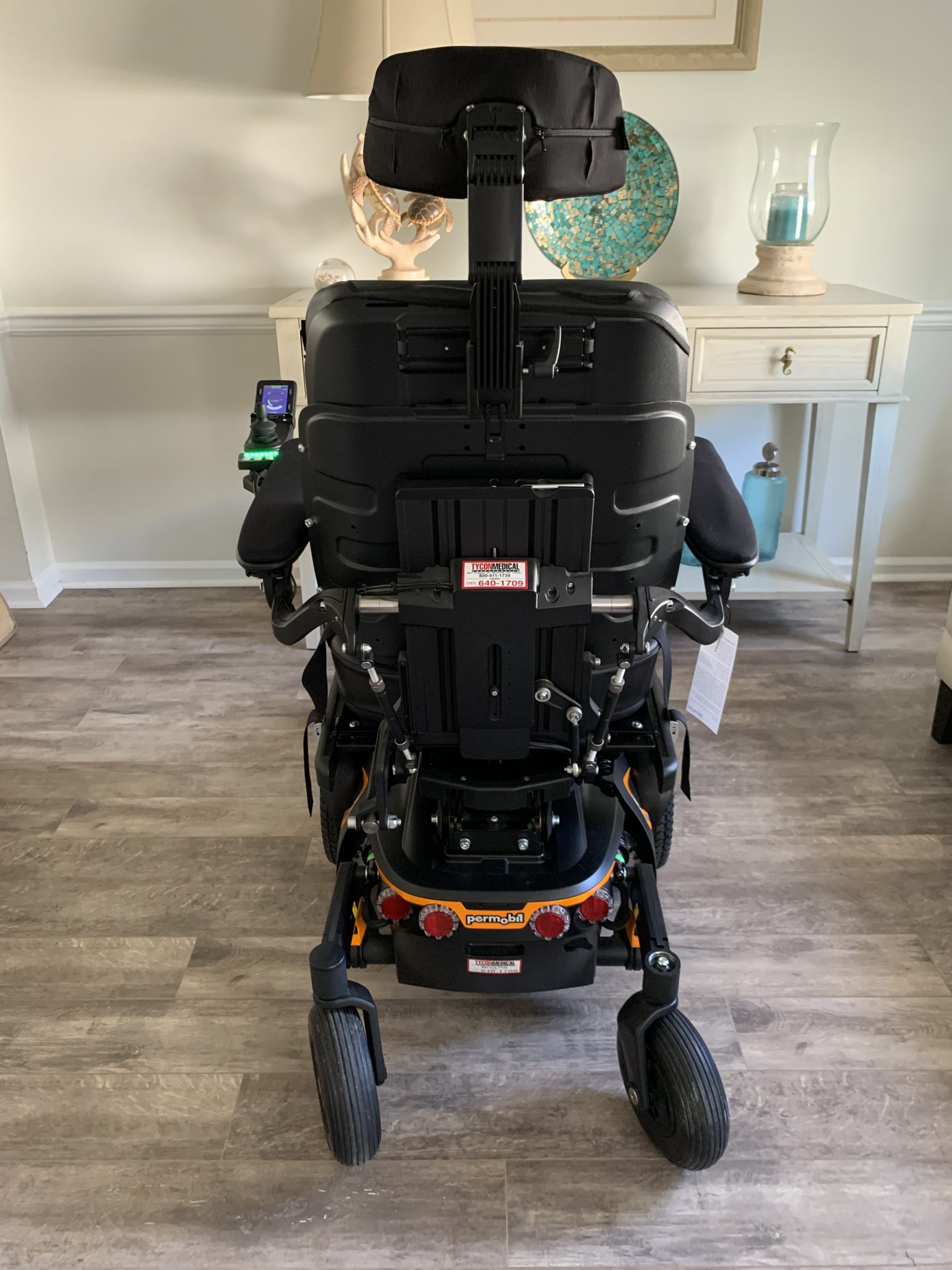 Like New 2018 Permobil F3 Corpus Power Wheelchair with Battery/Charger