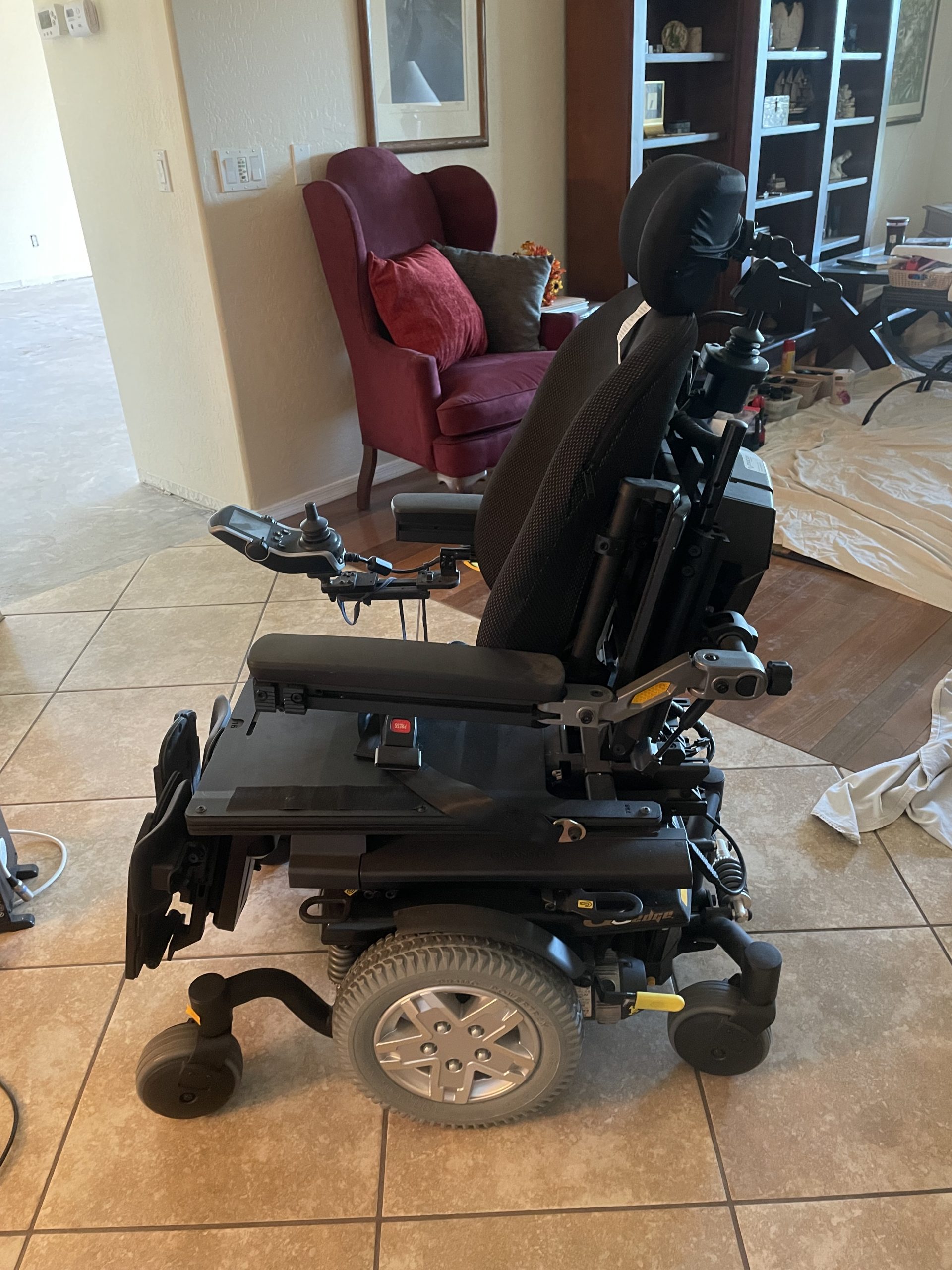 Quantum rehab 6000Z power wheel chair Buy & Sell Used Electric