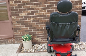 PRIDE MOBILITY POWER WHEEL CHAIR