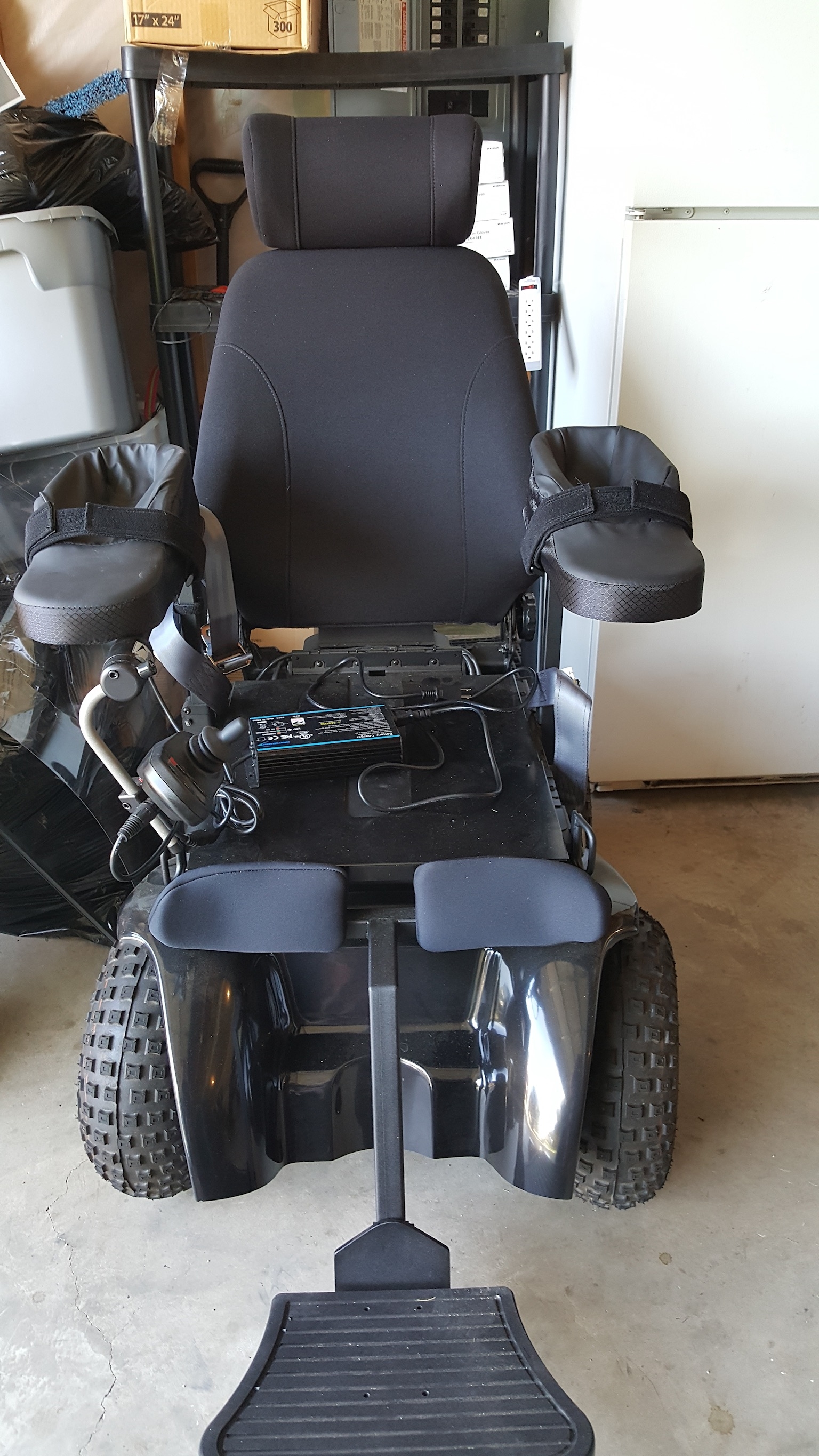 Outdoor 4X4 wheelchair Extreme X8 4X4 all terrain Buy & Sell Used