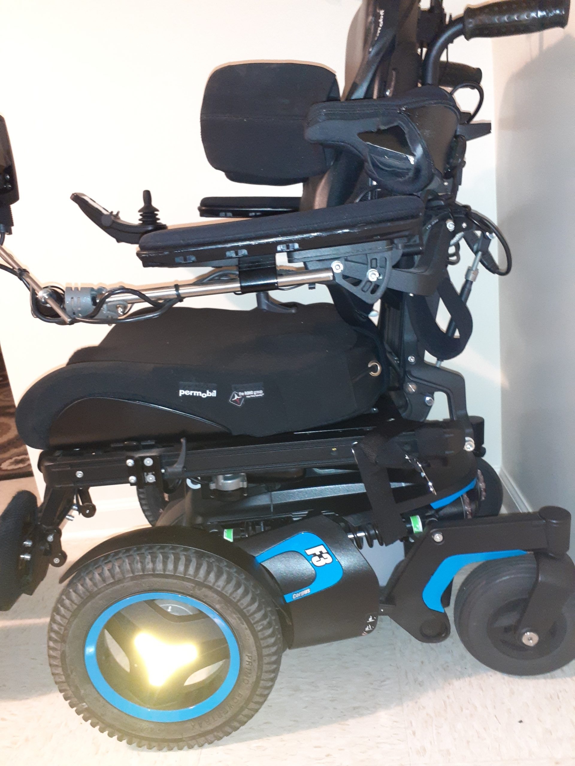 permobil F3 Corpus motorized wheelchair Buy & Sell Used Electric