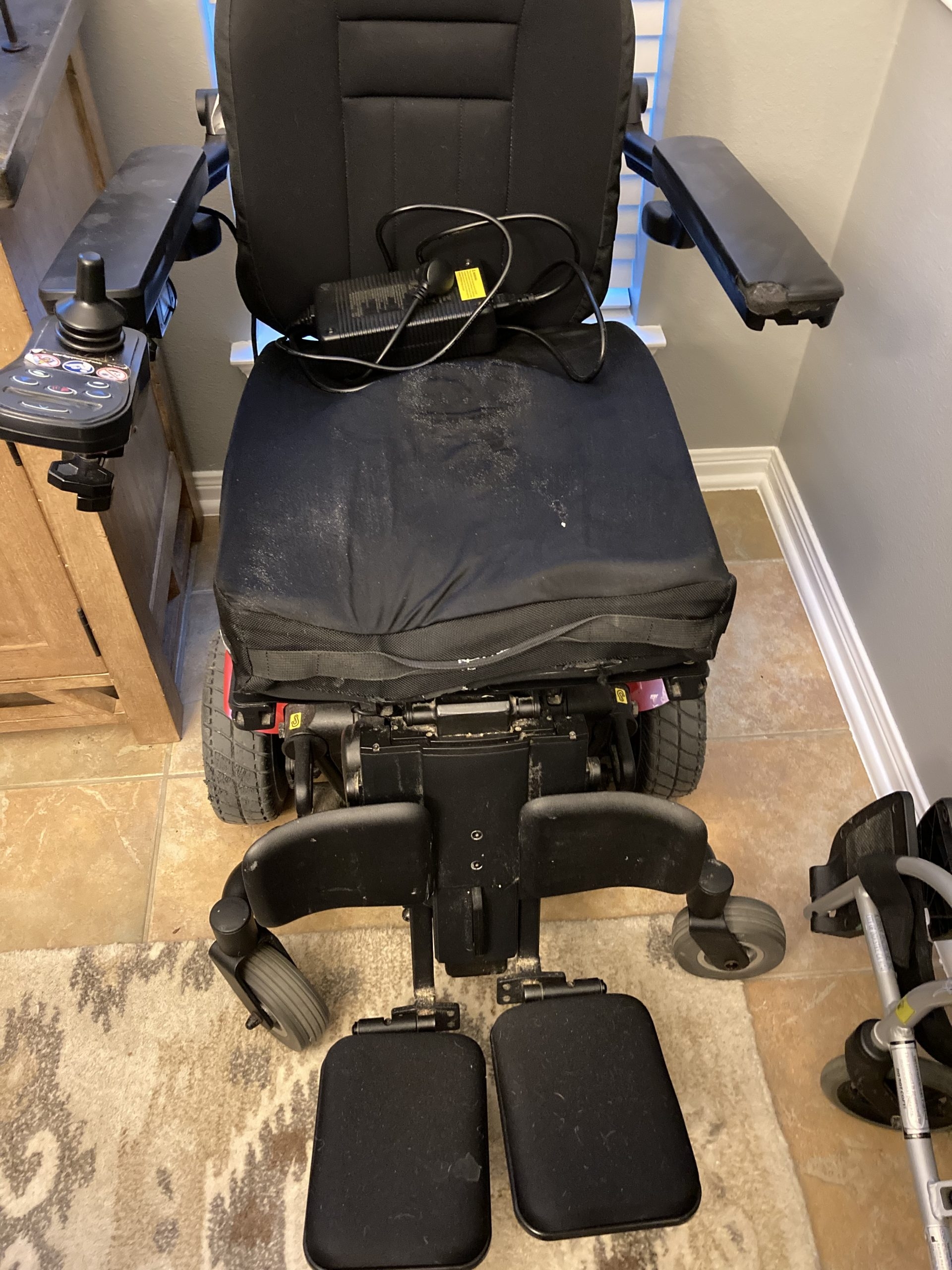 Quantum J6 power chair Buy & Sell Used Electric Wheelchairs, Mobility