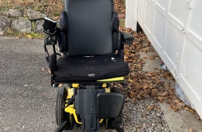 Quantum edge3 power wheelchair