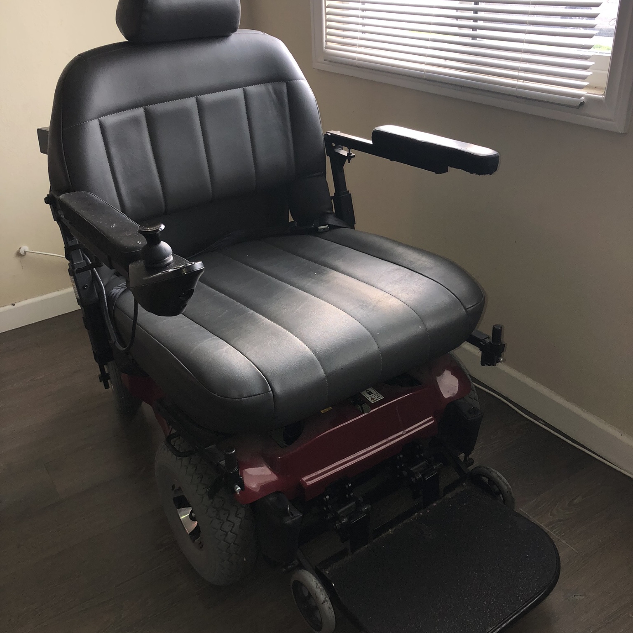Pride Jazzy Select Elite Power Chair Buy & Sell Used Electric