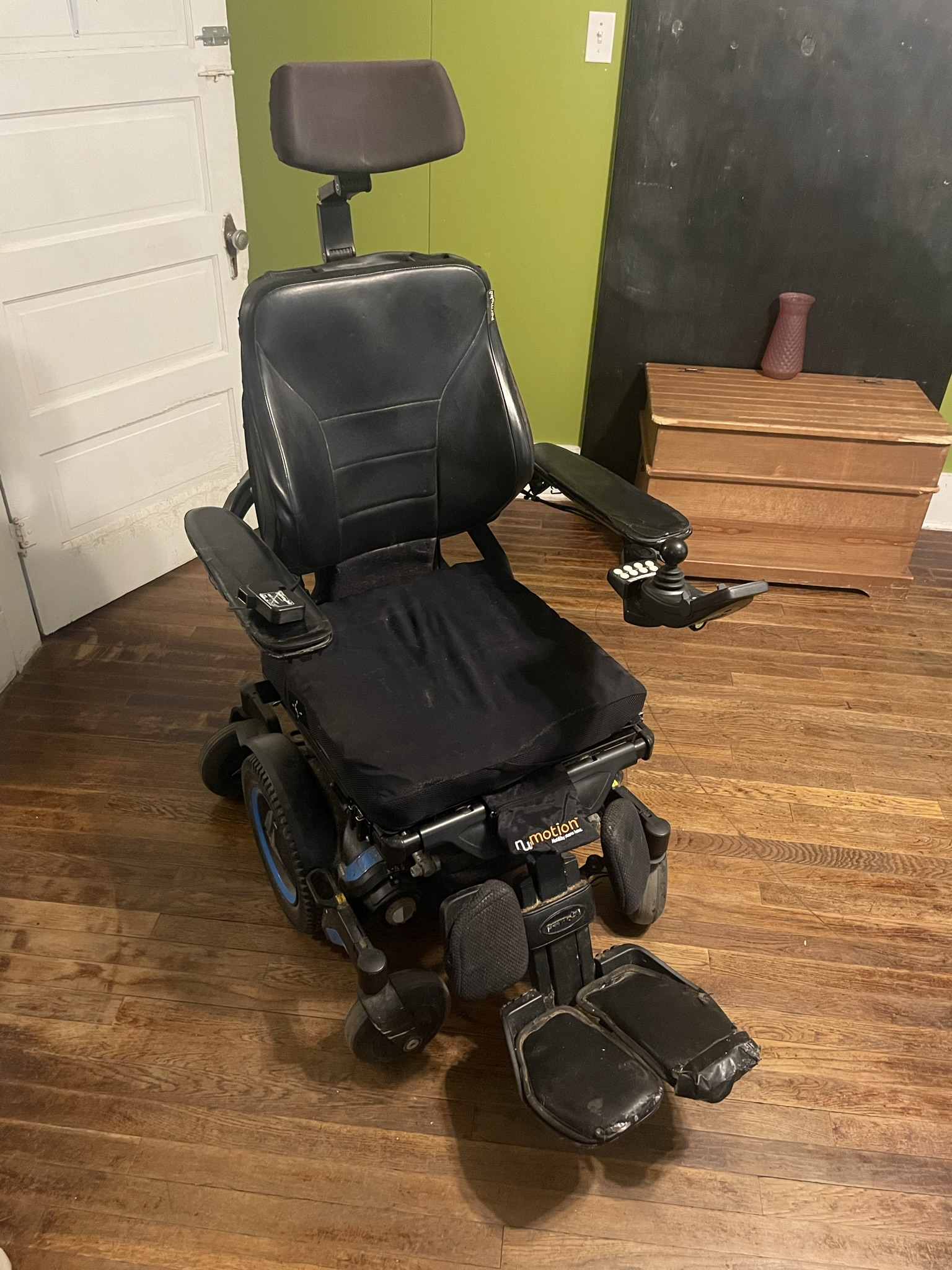 Numotion Power Wheelchair Buy & Sell Used Electric Wheelchairs