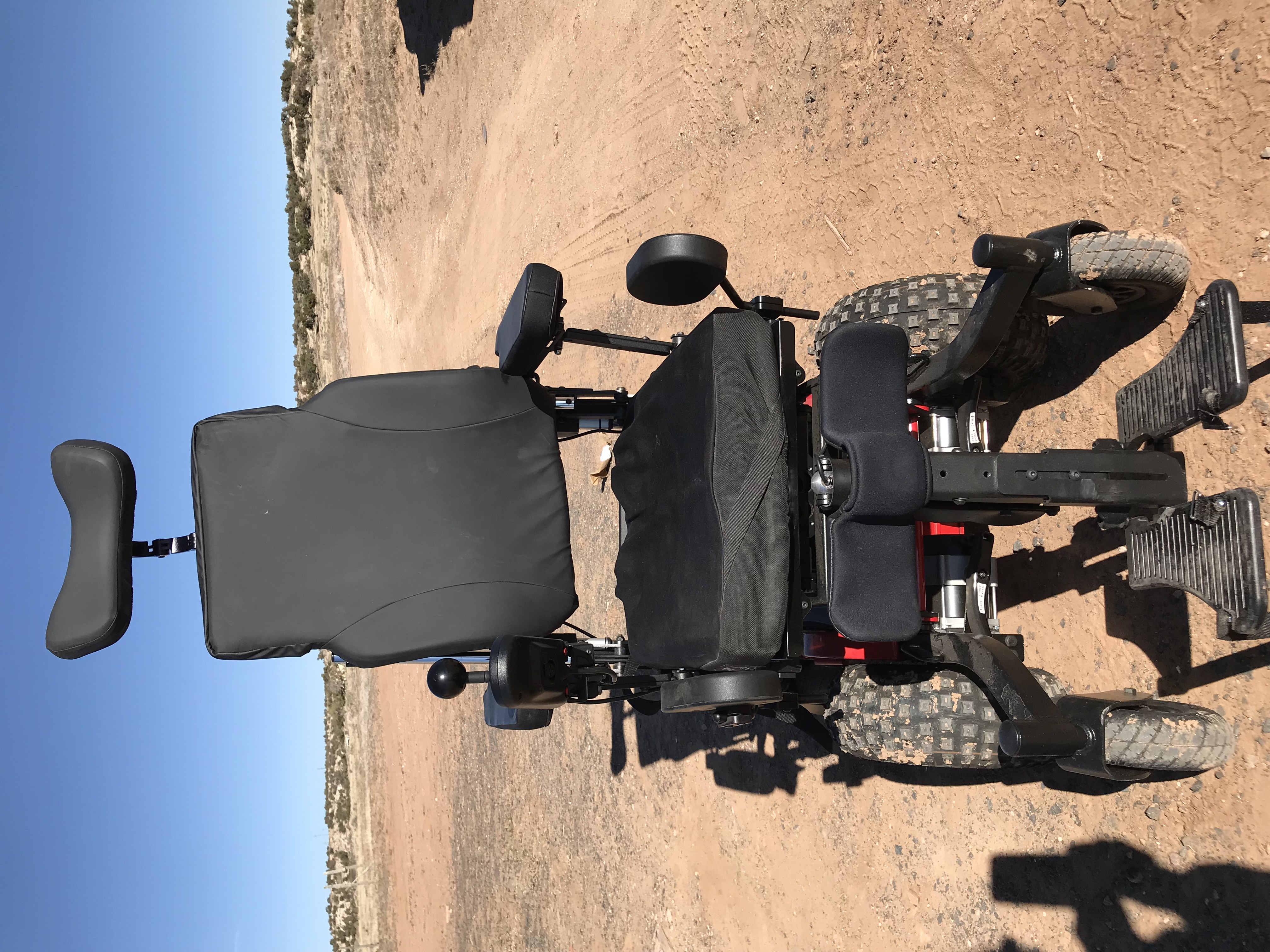 V6 Frontier Off Road Powerchair - Buy & Sell Used Electric Wheelchairs, Mobility ...