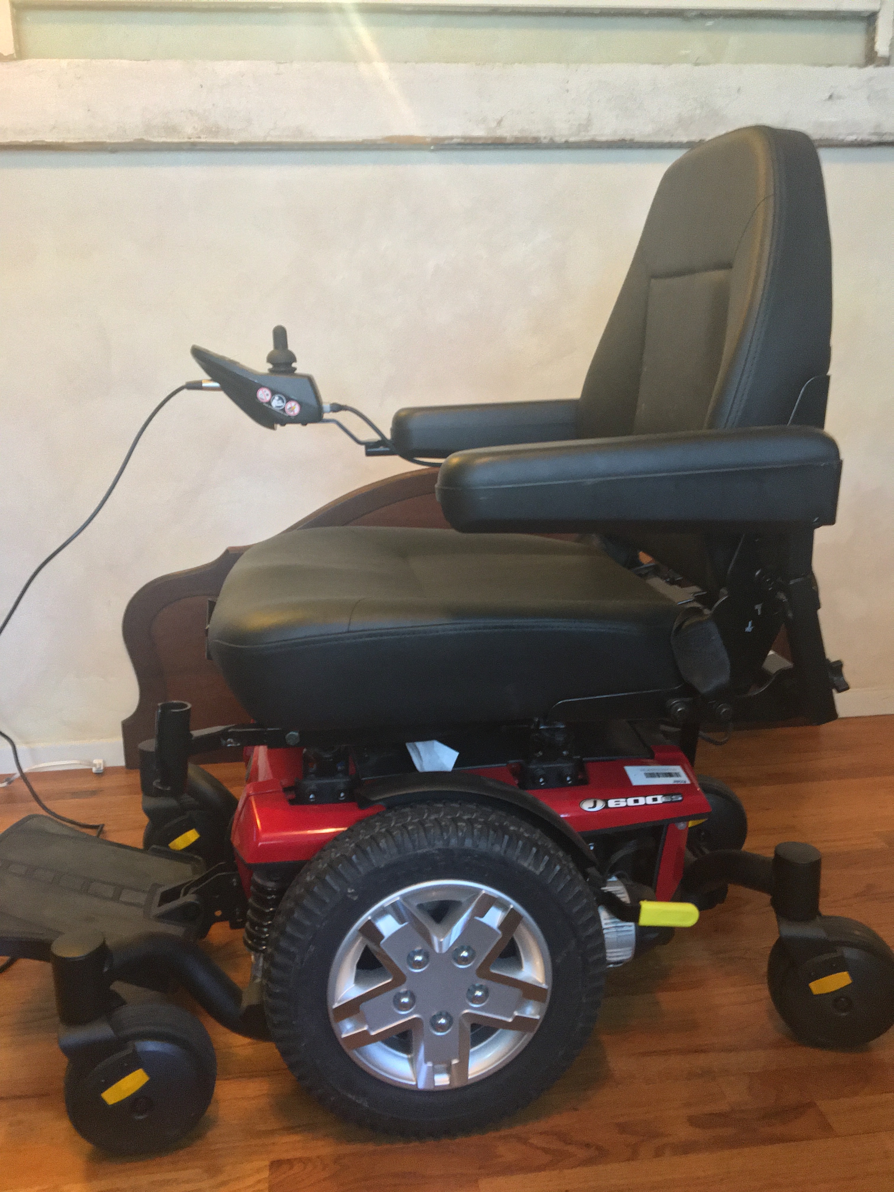 NEW Pride Jazzy 600 ES Powerchair wheelchair Buy & Sell Used Electric
