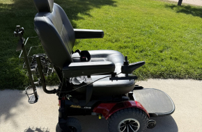 Jazzy 1450 Heavy-Duty Power Chair – Great Condition