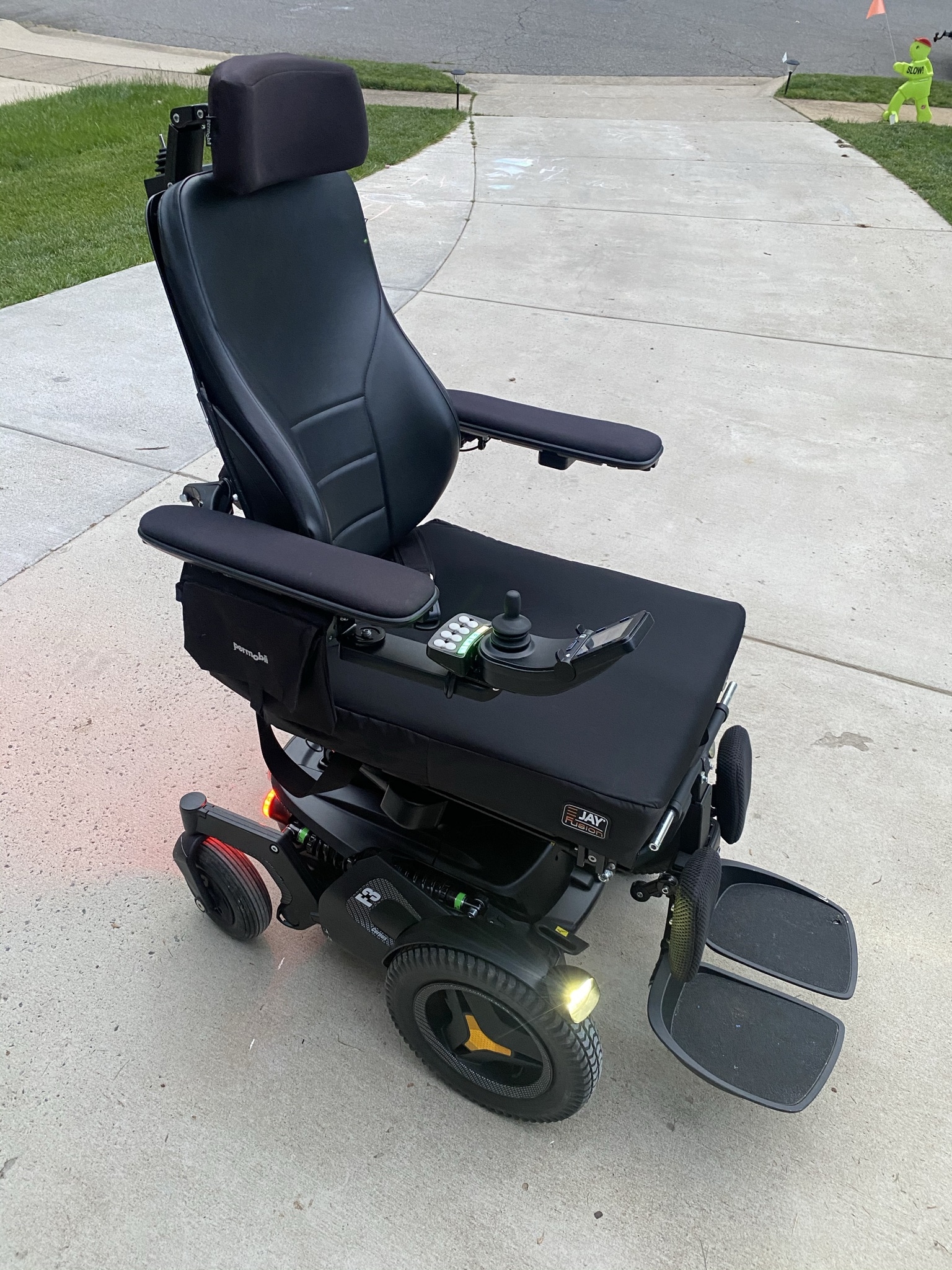 2018 Powered Wheelchair Permobil F3 Corpus Electric Buy & Sell