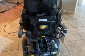 Quantum rehab 6000Z power wheel chair