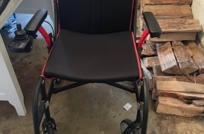 Featherweight Power Chair – LIKE NEW