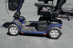 Pride Victory 10 Scooter in Blue and Black