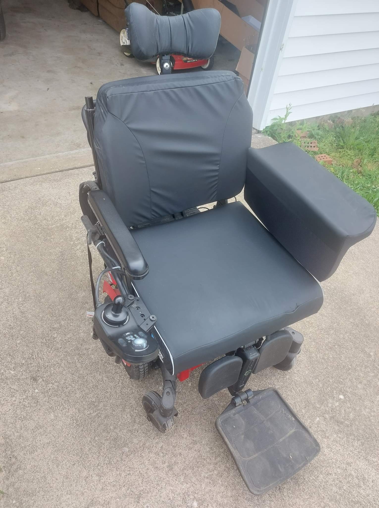Used Invacare TDXSP2MCG Power Wheelchair Buy & Sell Used Electric
