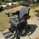 Indoor/Outdoor Power Wheelchair: Quantum Q6 Edge 2.0 iLevel