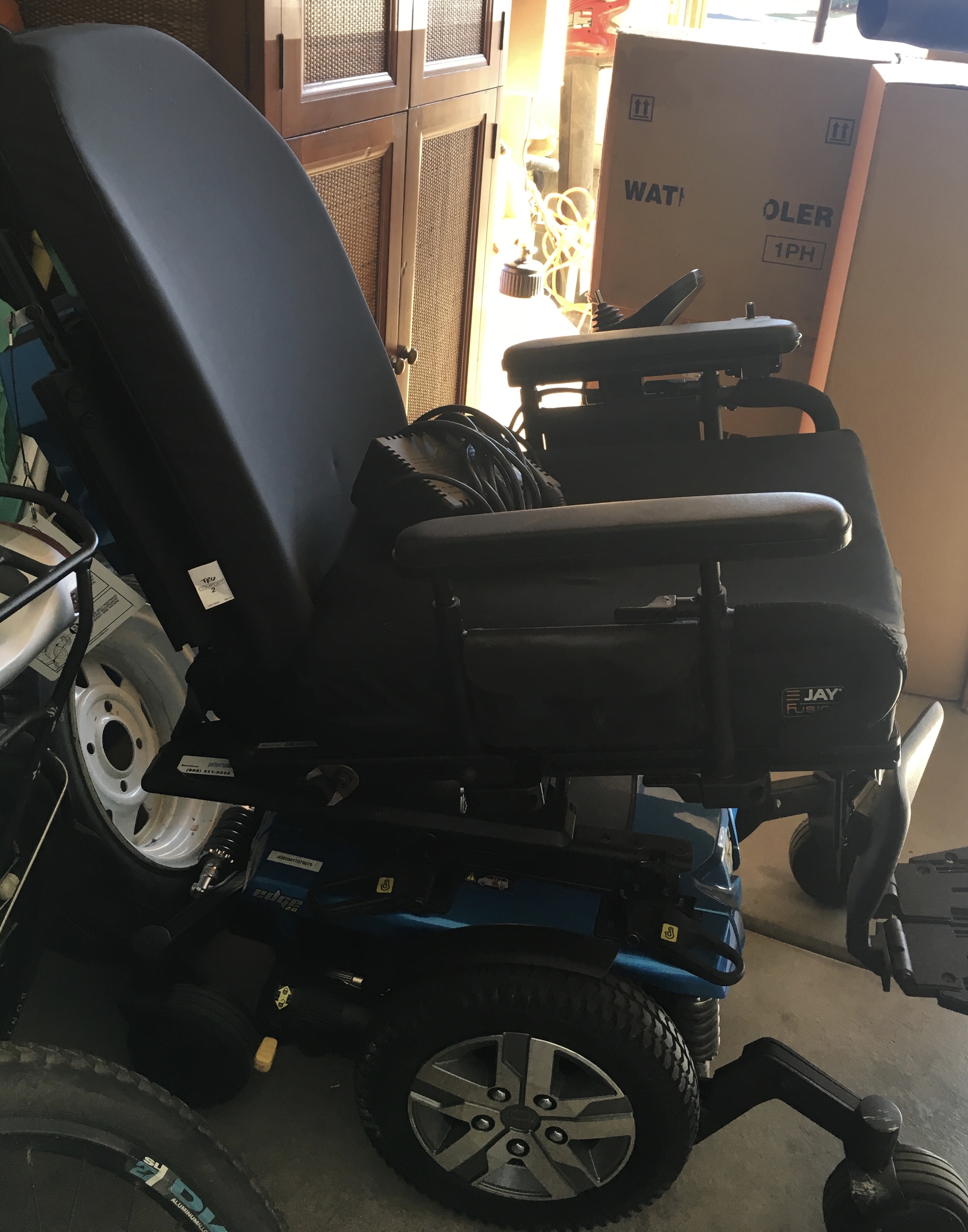 Like new Quantum edge 2.0 Power wheelchair Buy & Sell Used Electric