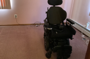 Q6 Edge3 Stretto power wheelchair