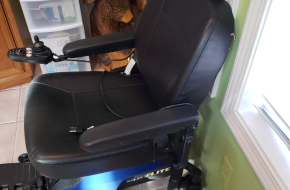Like New Jazzy Power Chair For Sale