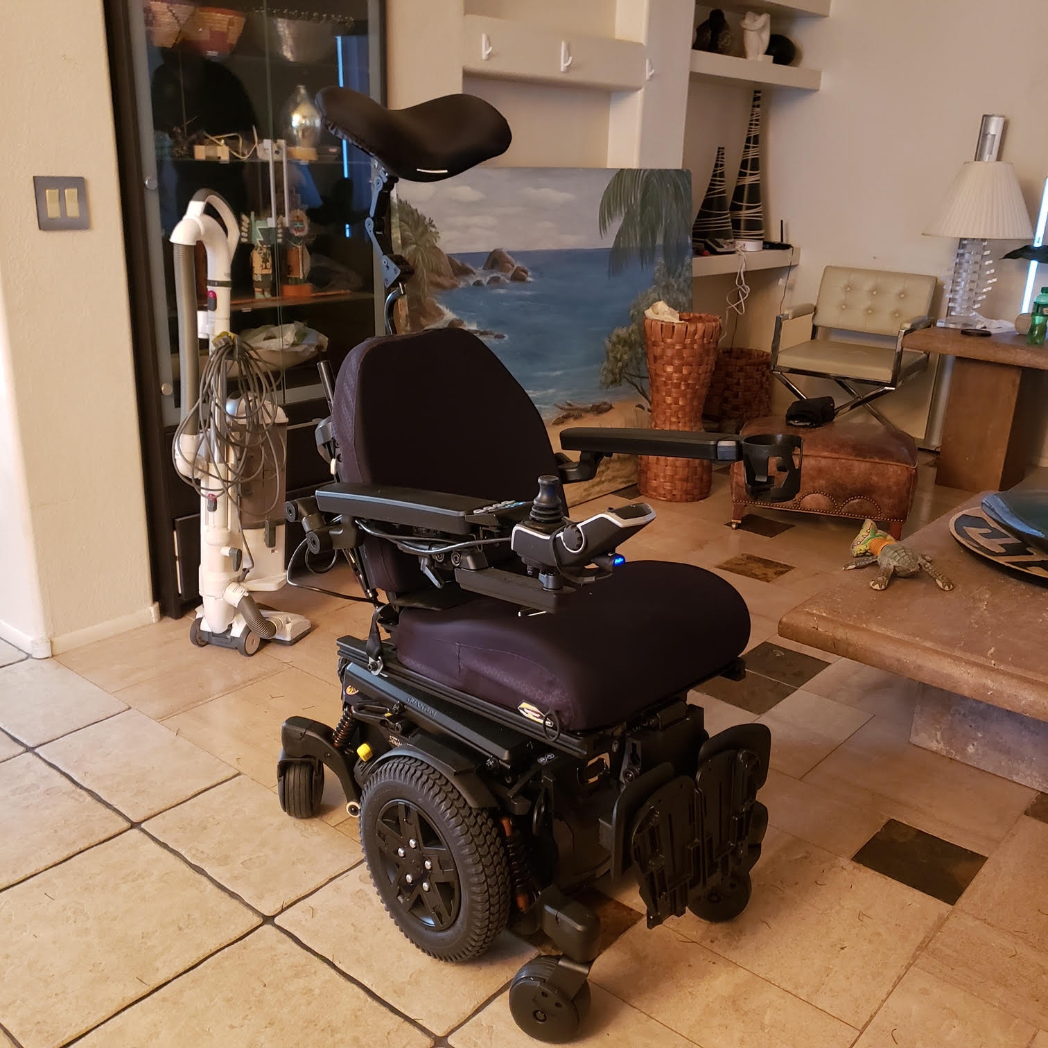 Quantum QS Edge 3 Stretto Buy & Sell Used Electric Wheelchairs